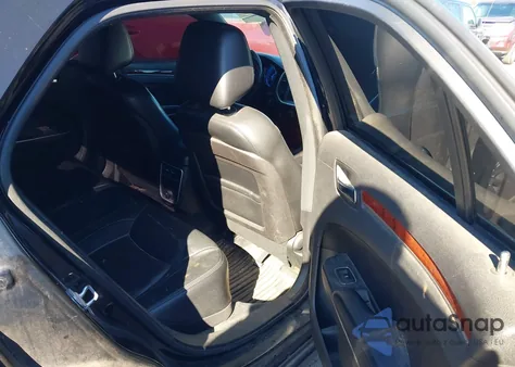 2013 Chrysler 300 Motown z USA, uszkodzony, nr VIN 2C3CCAAG2DH576197